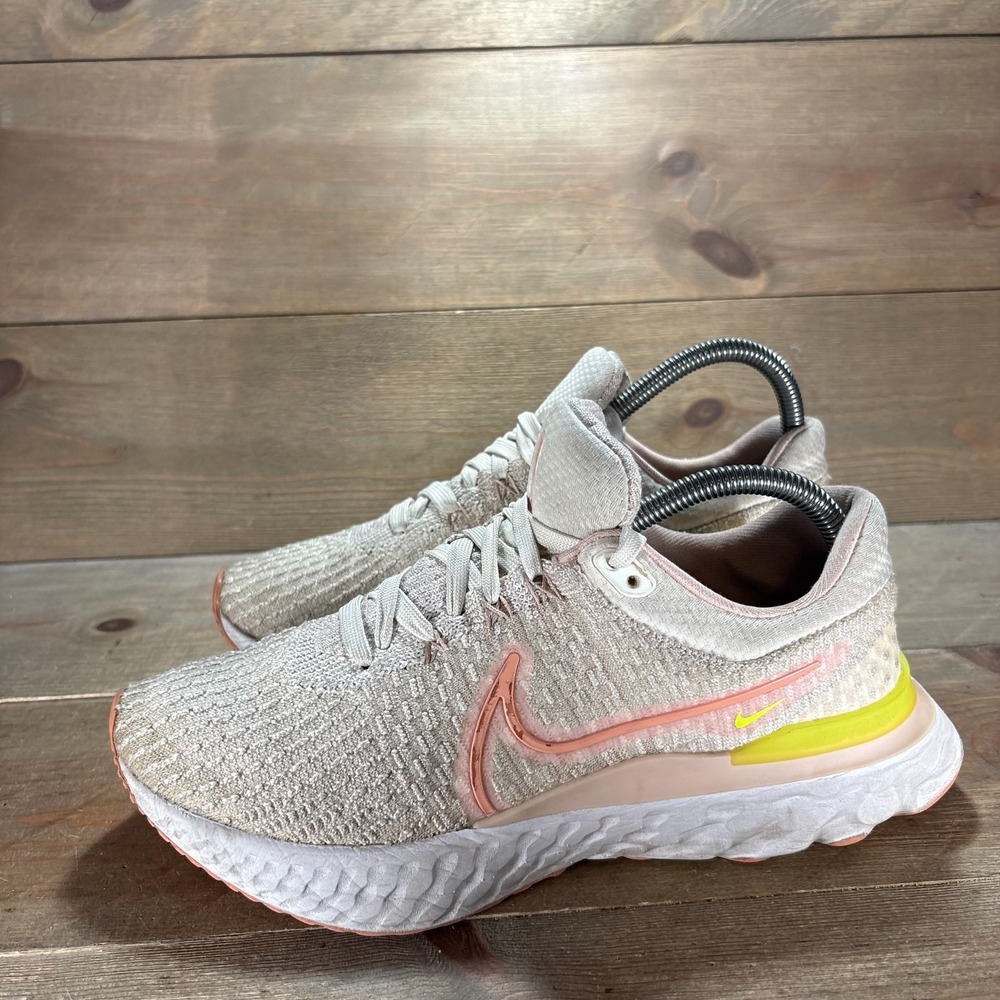 Nike React Infinity Run Flyknit 3 Womens size 7.5 shoes Gray running sneakers